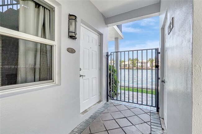 Building Photo - 2200 S Ocean Dr