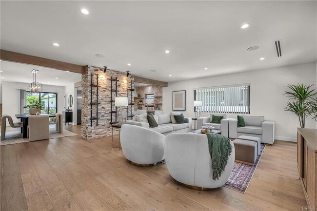 Foto del edificio - 5110 Greenbush Ave