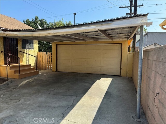 Primary Photo - 12726 Belhaven Ave