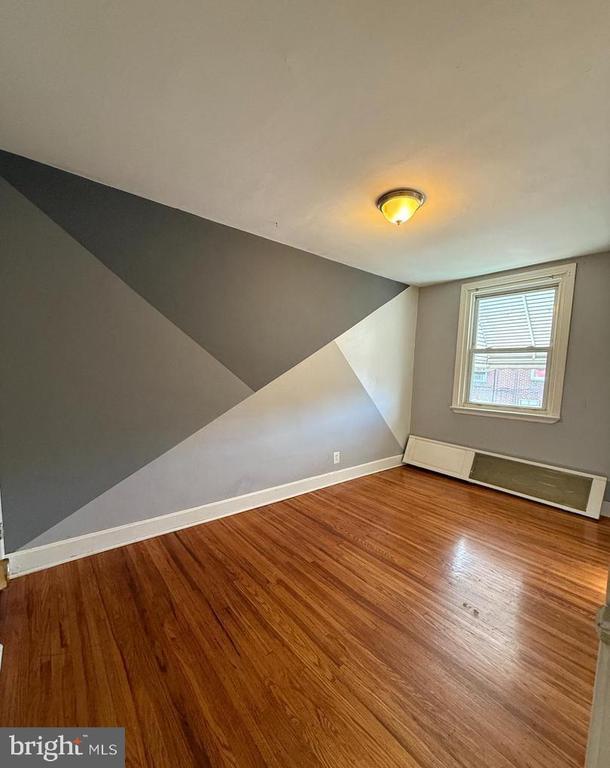 Foto del edificio - 4240 Sheffield Ave