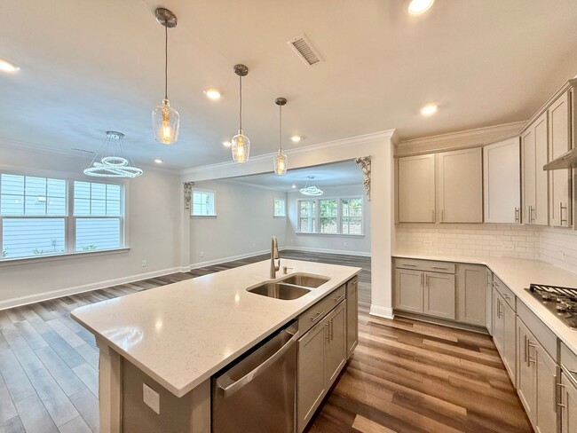 Building Photo - Remodeled 4BD, 3BA Wake Forest Home with L...