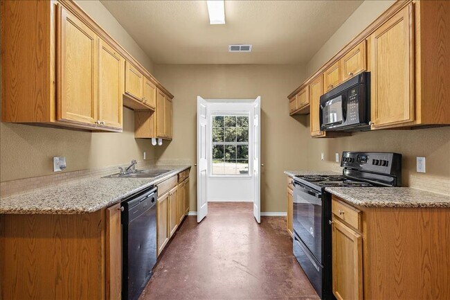 Foto del edificio - 115 Lindas Creek Ln
