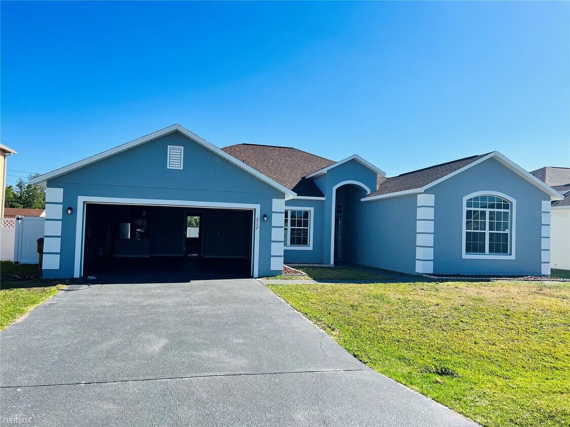 4 br, 3 bath House 212 R Anson Drive House for Rent in Kissimmee