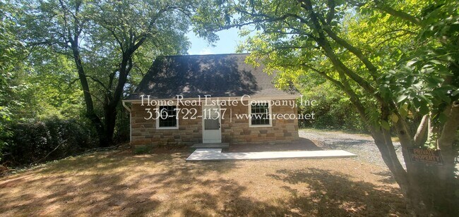 Photo - 1013 Louise Rd House