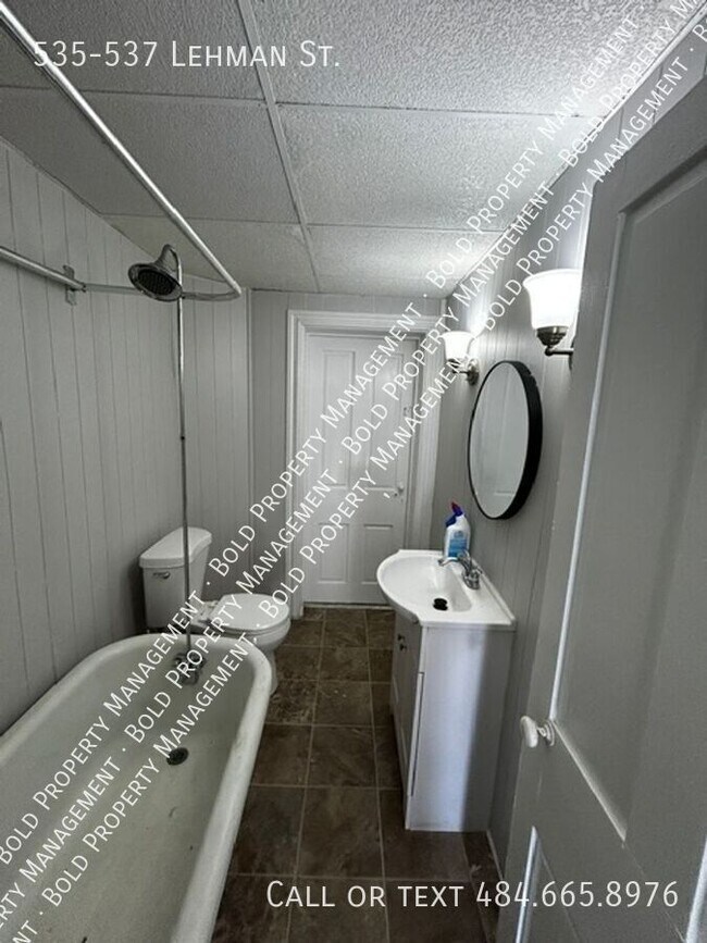 Foto del edificio - 535-537 Lehman St.-