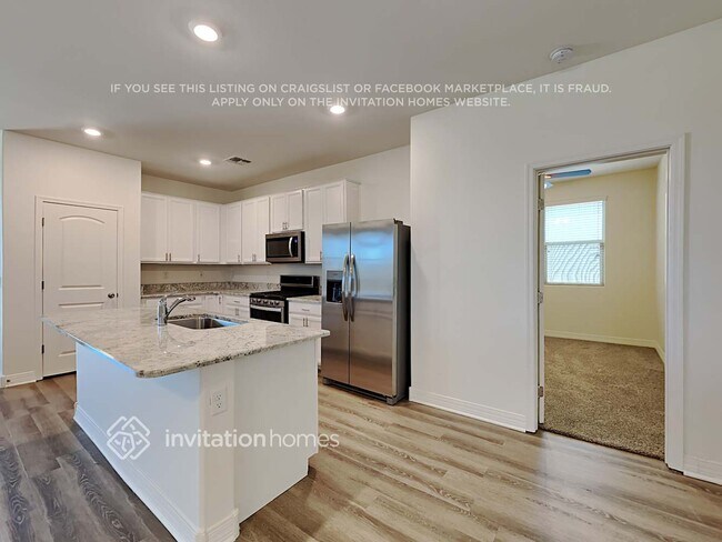 Foto del edificio - 19977 W Jackson St