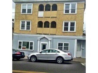 Building Photo - 57-58 Anson St