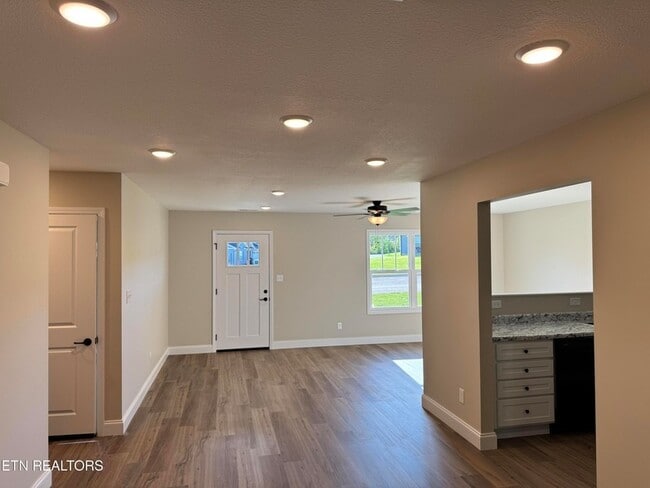 Photo - 10620 Rather Rd Apartment