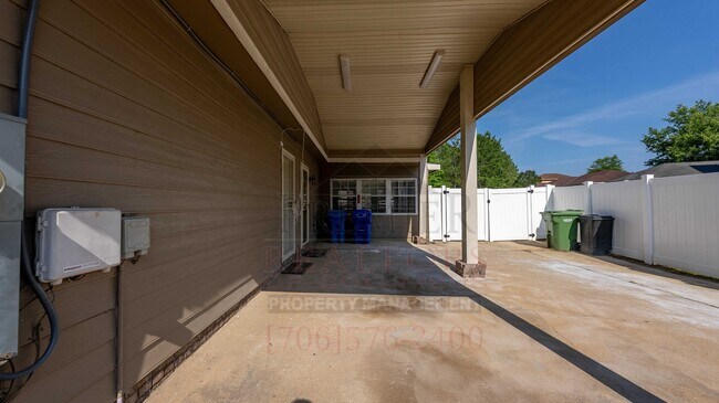 Foto del edificio - 4261 Valley Crest Dr