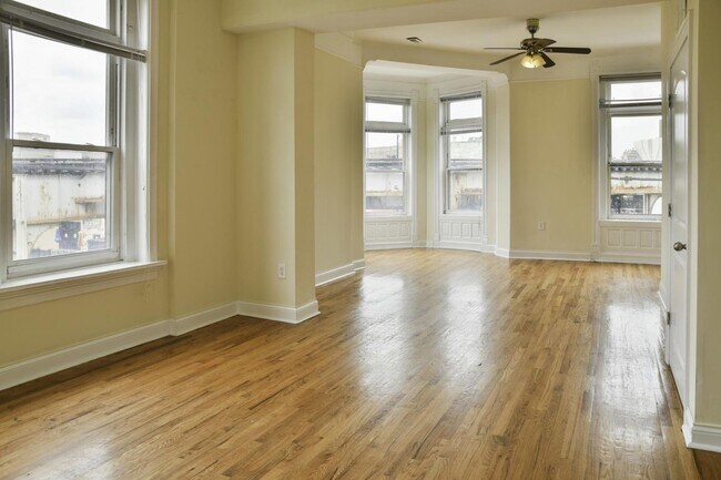 Foto del edificio - 3356 N Sheffield Ave