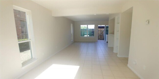 Foto del edificio - 7866 W Bellfort St