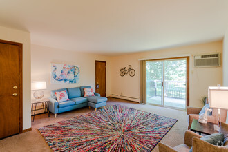 Interior Photo - The Brittany