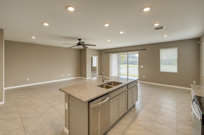 Foto del edificio - 11304 Timber Grv Ln