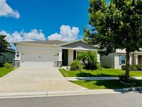 Building Photo - 224 Taft Dr