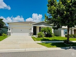 Building Photo - 224 Taft Dr