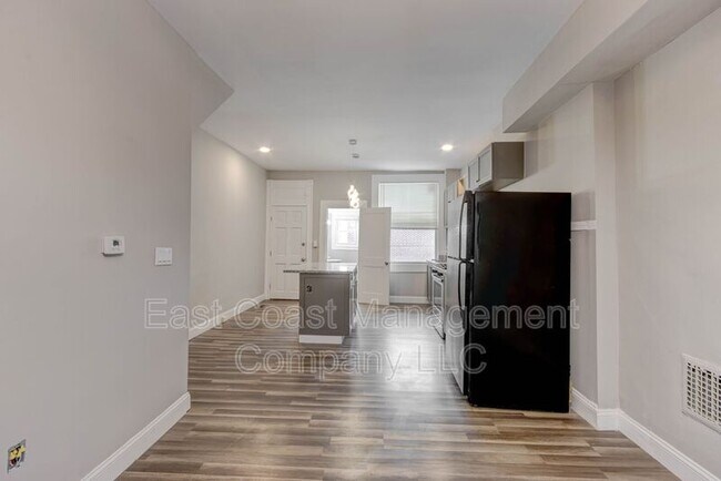 Building Photo - 1705 Poplar Grove St