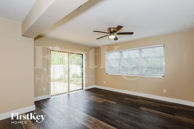 Foto del edificio - 231 SW 71st Terrace