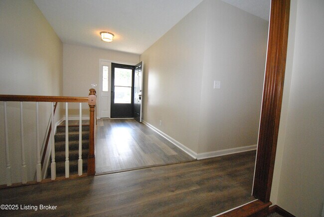 Foto del edificio - 12401 Ledges Dr