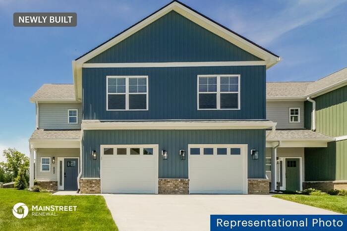 Primary Photo - 2062 N Sarah Dr, Jeffersonville, IN 47130
