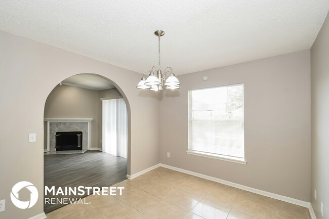 Foto del edificio - 8294 Rocky Creek Ct