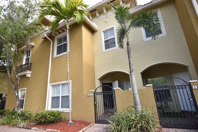 Foto del edificio - 2851 Prospect Rd