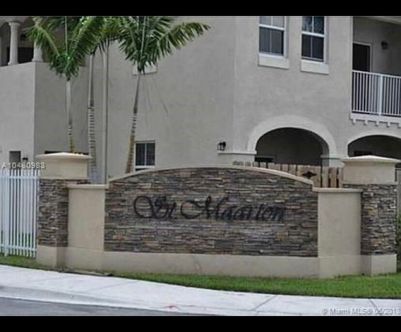 Foto principal - 8620 NW 97th Ave