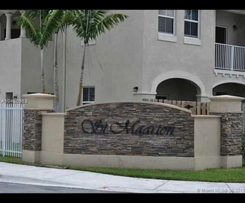 Primary Photo - 8620 NW 97th Ave