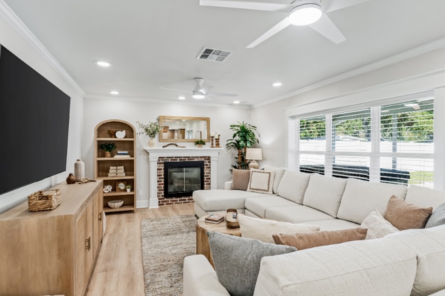 Photo - 12805 Mia Cir House