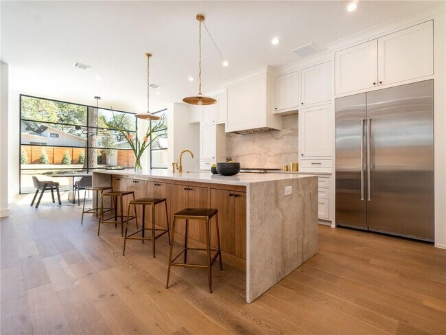 Foto del edificio - 507 Deep Eddy Ave