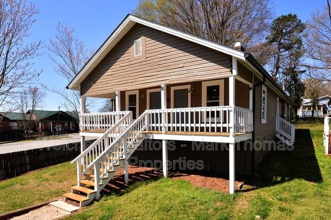 Photo - 1032 Cornell St Apartment