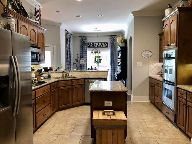 Foto del edificio - 1694 Pebble Creek Dr