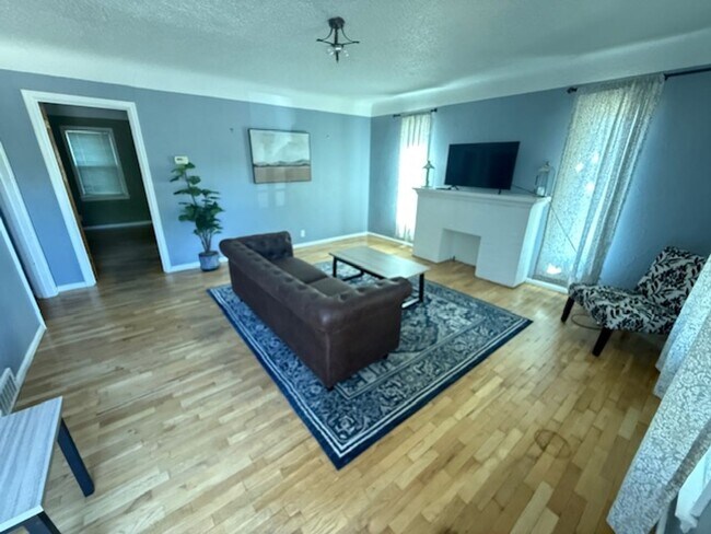 Foto del edificio - 903 N 25th St