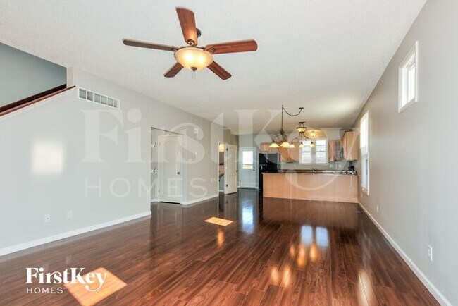 Building Photo - 3528 Barter St
