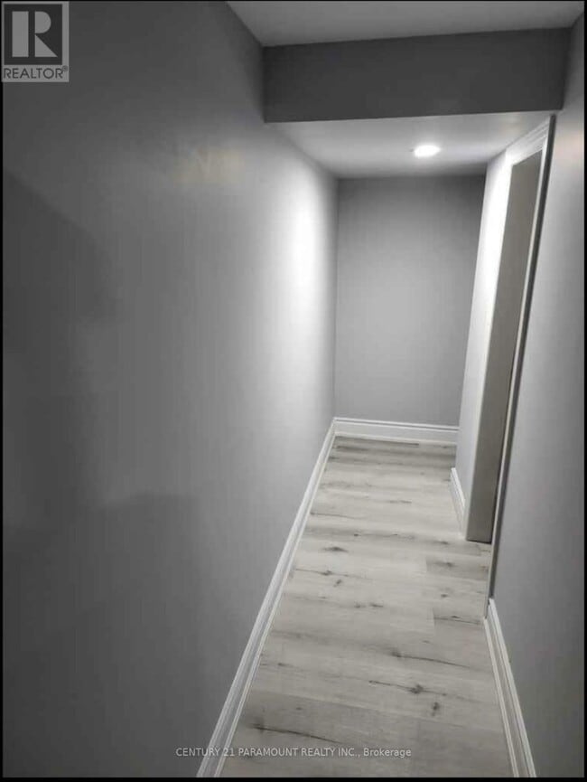 Photo du bâtiment - 14 Midmorning Rd