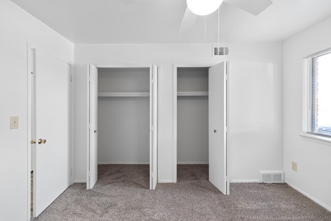 Building Photo - Pinckney Apartments (MISI Properties LLC)