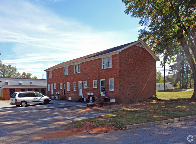 Building Photo - North Franklin