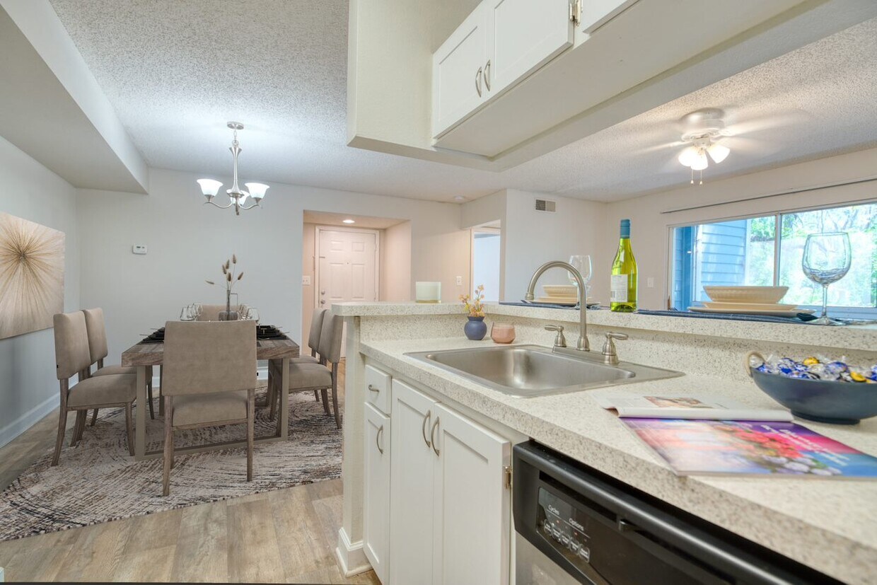 The Earl 316 SW 62nd Blvd Gainesville, FL Apartments for Rent in