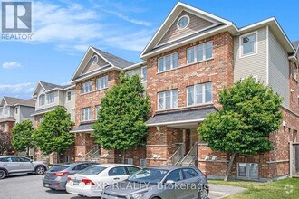 Building Photo - 163 Keltie Private