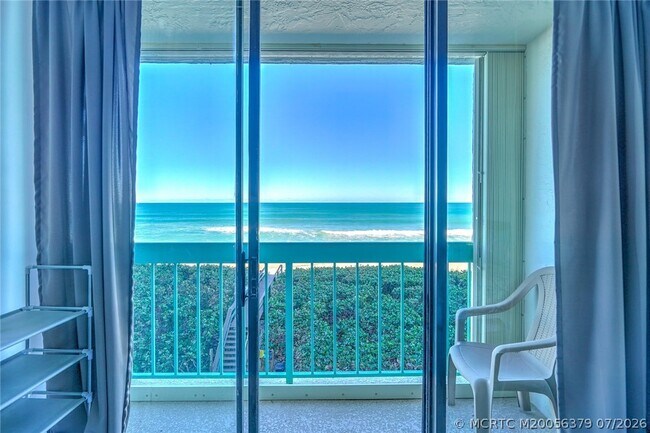 Foto del edificio - 9940 S Ocean Dr
