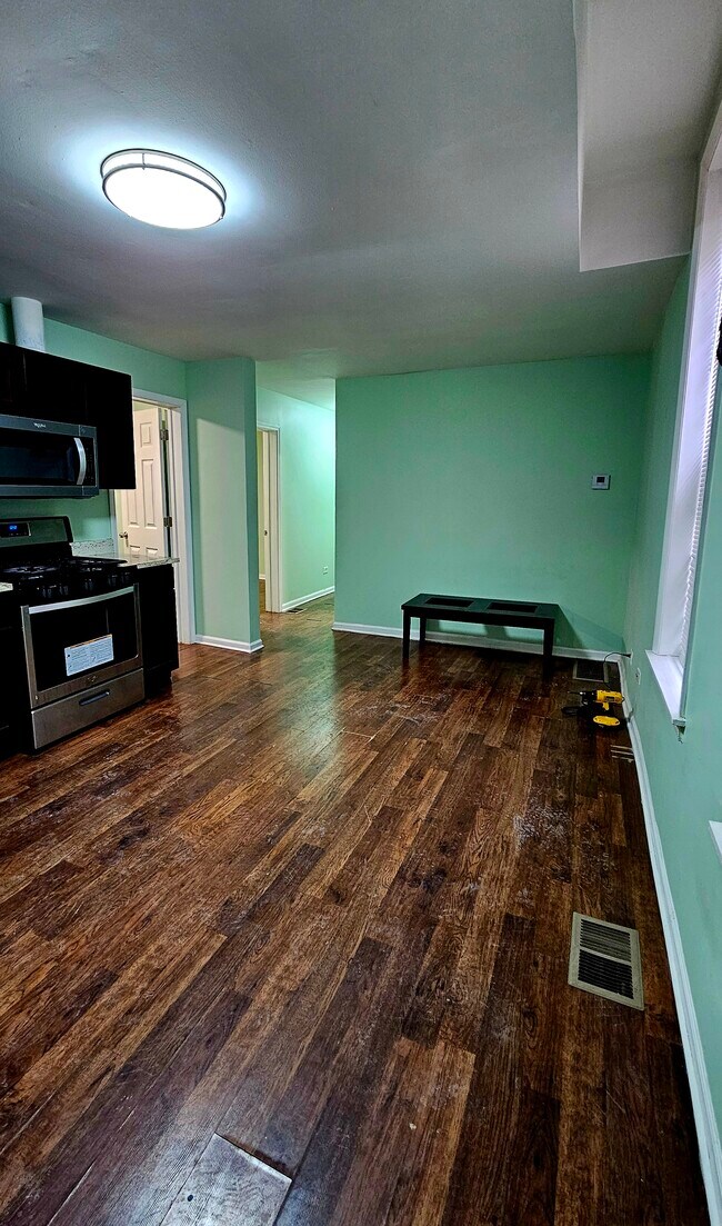 Foto del edificio - 3721 S Honore St