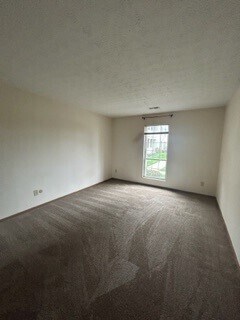 Foto del edificio - Now Leasing Spacious 1 Bedroom Condo Locat...