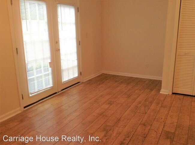 Building Photo - 2 br, 2.5 bath House - 1144 Barnett Shoals Rd