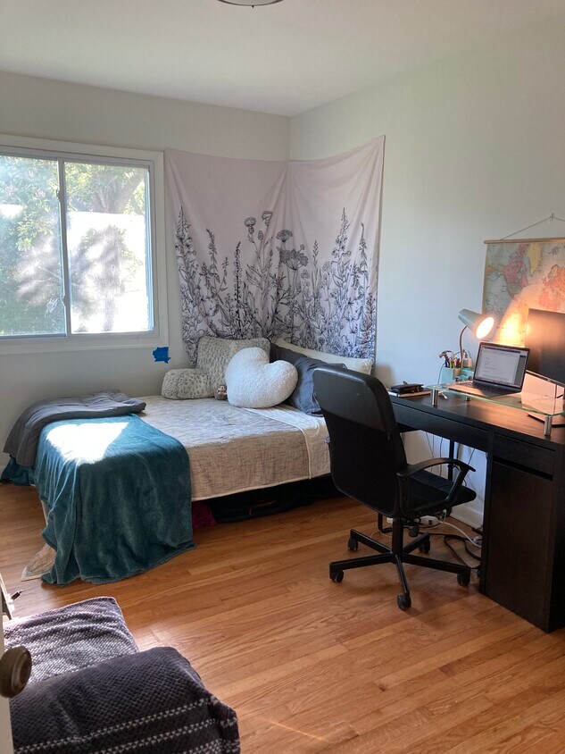 Foto principal - 600 N Vermont St