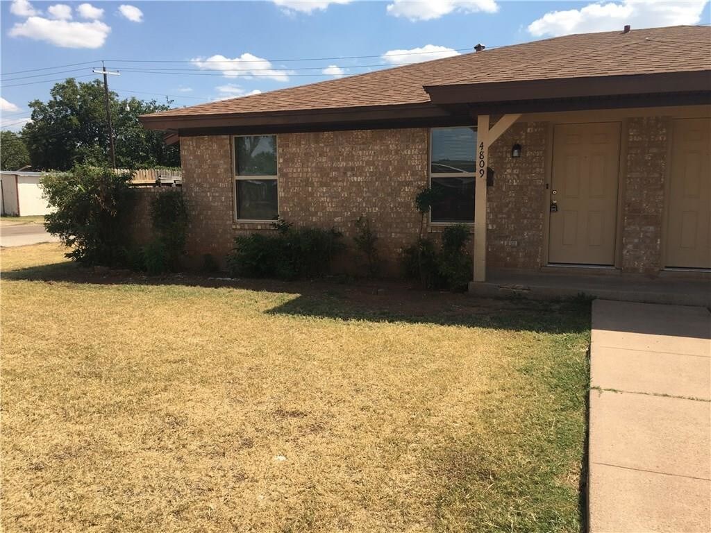 Foto principal - 4809 S 6th St