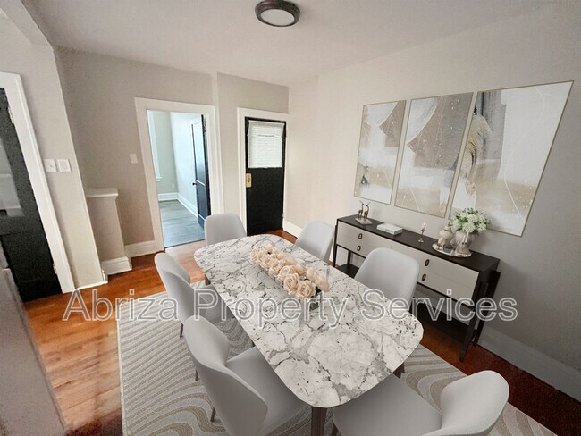 Foto del edificio - 4738 S Grand Blvd