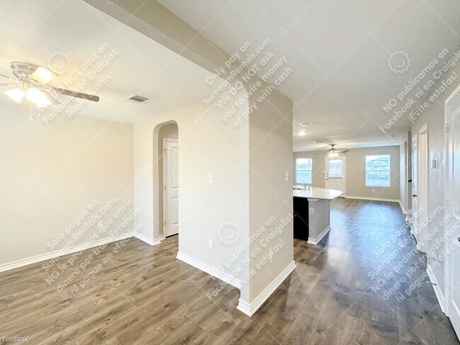 Foto del edificio - 5 br, 3.5 bath House - 6626 Kingsley Edge