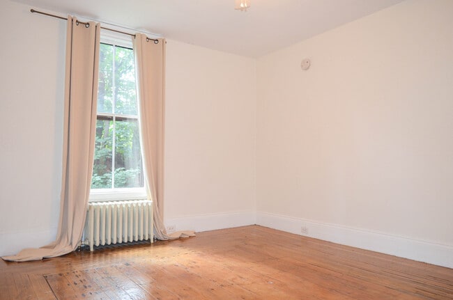 Living room - 44 Deering St