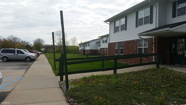 Foto del edificio - 200 E Elm St