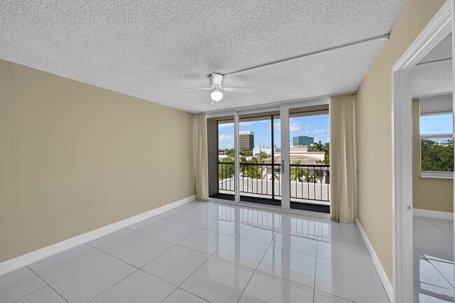 Foto del edificio - 4501 NE 21st Ave