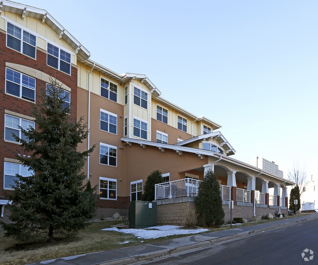 Building Photo - Carty Heights